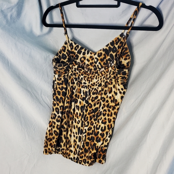 572- Express Spaghetti Strap animal print top elastic at hem v-neck size small - Picture 9 of 12